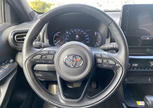 Toyota Yaris Cross cena 122900 przebieg: 21601, rok produkcji 2022 z Kalisz małe 596